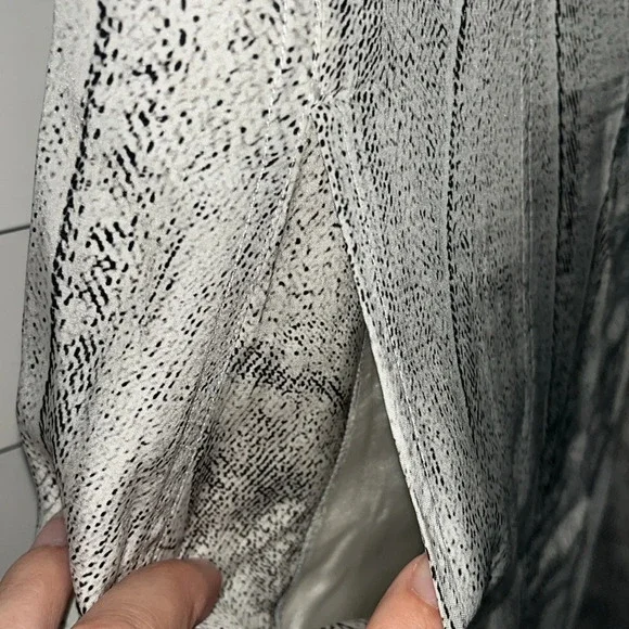 Rare 100% silk skirt snake print skirt Colovos lined faux wrap skirt pockets 2 - Picture 5 of 13